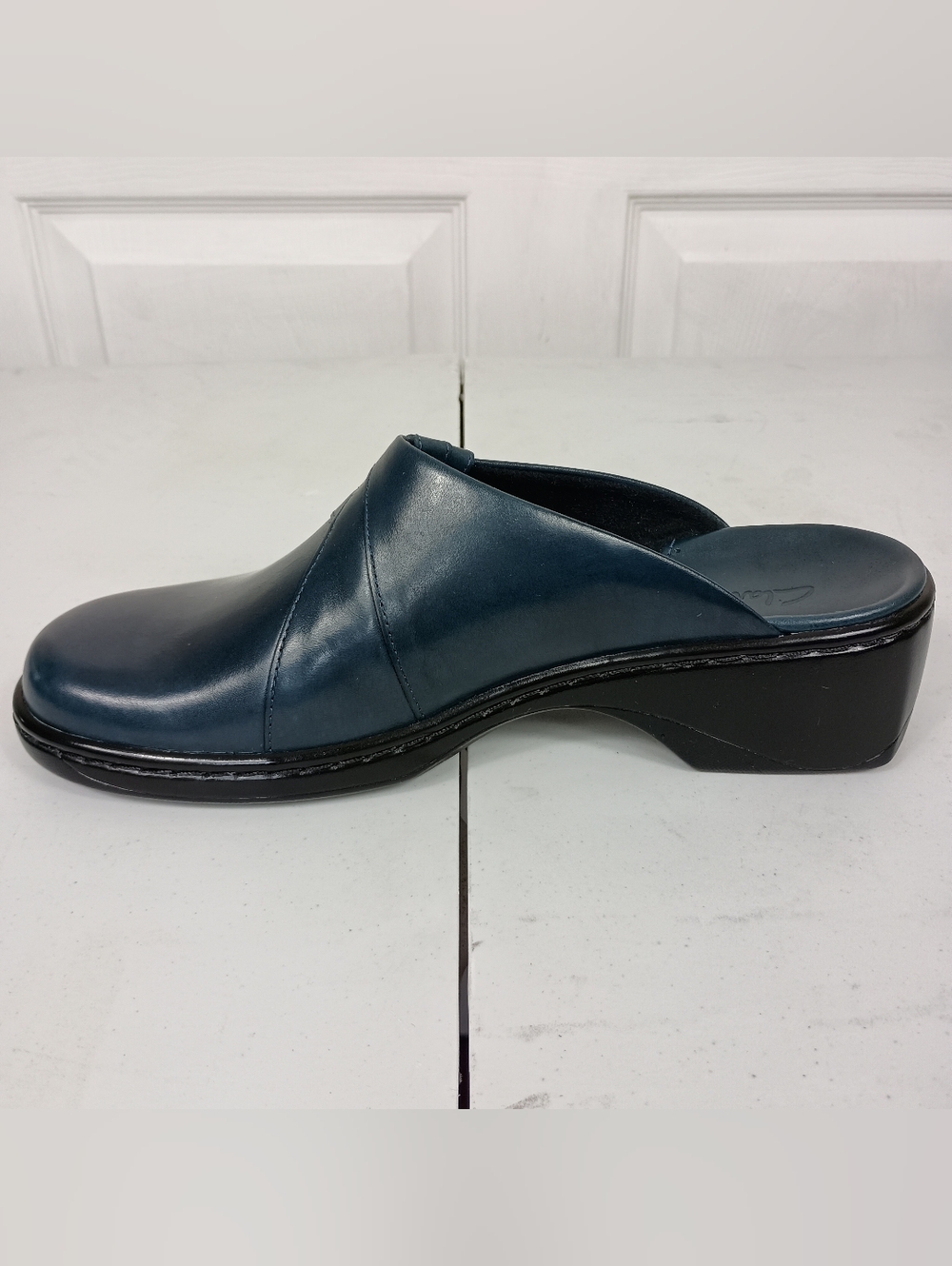 Clarks Leather Clogs Mules 8.5 Womens Blue Vegetable Tanned Slip On Ltd Ed VTG - Picture 5 of 12